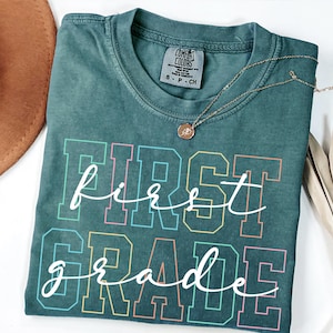Camiseta para professor da primeira série Comfort Colors®, camiseta para professor da primeira série, camiseta da primeira série, camiseta da primeira série, escola primária, camiseta para professor