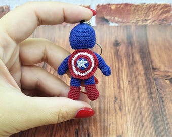 Crochet Superhero Keychain – Handmade Geek Accessory, Gift for Comic Book Fan