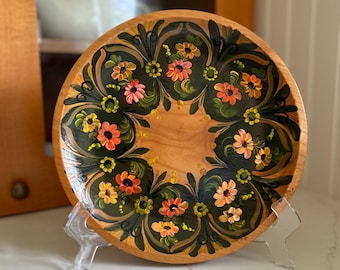 Vintage Hand Painted Wooden Plate Decorative Wall Decor Tole Folk Painting 60’s Orange Yellow Green Country Primitive Cottage Granny Core