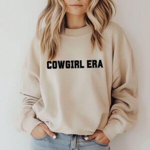 Cowgirl Era Sweatshirt,Western Cowgirl T-shirt,Western Oversized,Retro Western Sweater,Crewneck Sweatshirt,Women&#39;s Graphic Tee,Cowboy Shirt