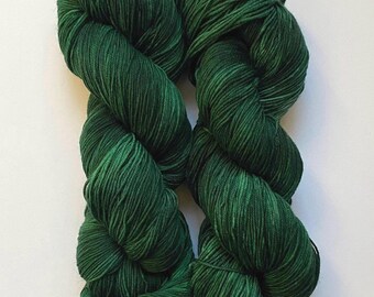 Tonal Green Hand Dyed Yarn | Fingering/Sock Weight | 75/25 Superwash Merino/Nylon | 100g/463yds