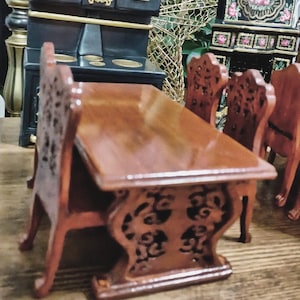 Mesa de jantar em miniatura e cadeiras, conjunto de jantar para casa de bonecas, móveis em escala 1:12, móveis para casa de bonecas, mesa em miniatura vintage e 4 cadeiras