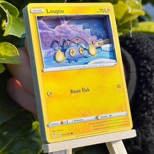 Carte Pokémon 3D Loupio, en relief et fait main