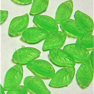 Green leaf Beads 10x6mm 100 pieces, Buy More and Save afbeelding 1