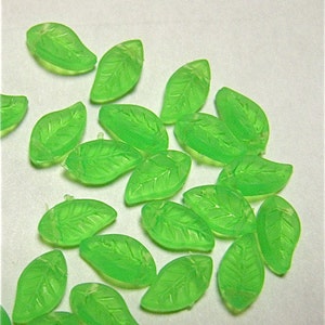 Green leaf Beads 10x6mm 100 pieces, Buy More and Save afbeelding 2