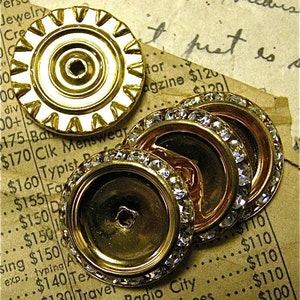 Rhinestone Edged Settings 24mm (2))