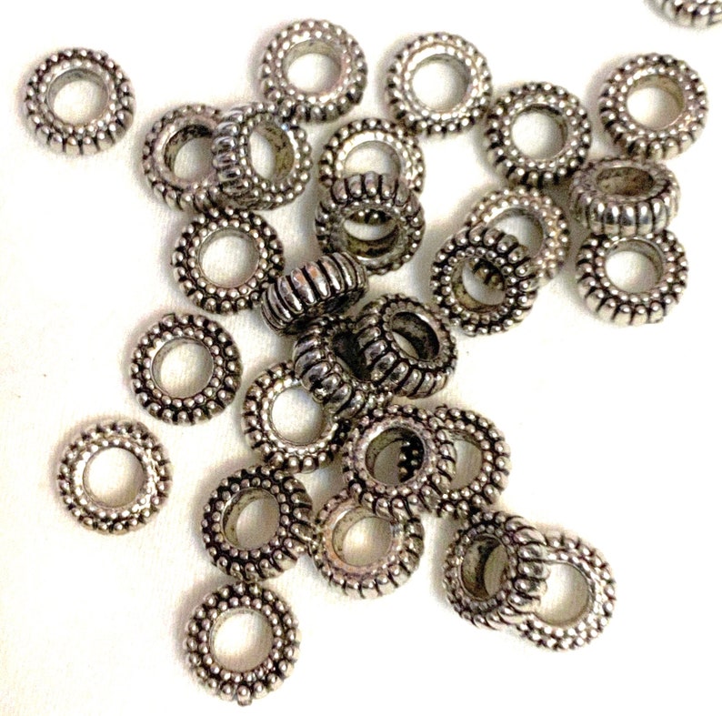 Perles despaces plaqués métal, entretoises à grand trou, rondelle de bord nervurée de 8 mm, or, argent, cuivre x 100 image 1