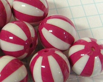 Vintage Hot Pink and White Plastic Beads x10