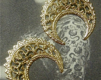 4 Crescent Filigree Findings (1 1/8 inch)