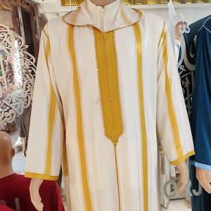 Handcrafted Moroccan Djellaba: White & Gold Embroidered Mens Thobe