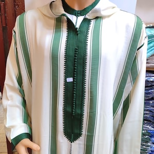 Handcrafted Moroccan Djellaba: White & Green Embroidered Thobe