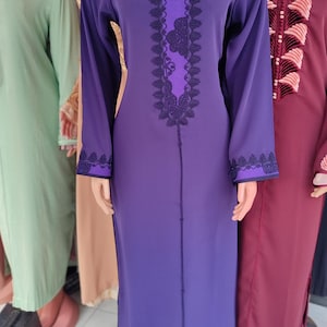 Hand-Embroidered Lavender Moroccan Djellaba: Fassi Embroidery, Arabic Dress