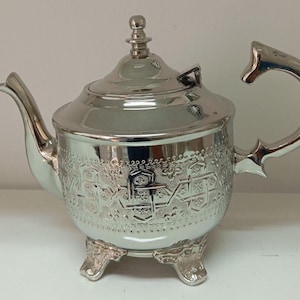 Handmade Moroccan Silver Teapot: Copper Berrad Tea Service