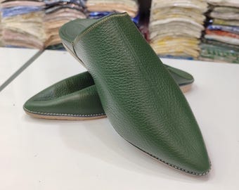 Mens Moroccan Leather Babouche, Handmade Green Leather Slippers, Authentic Fez Mules, Traditional Pointed Toe Shoes, Eid Gift