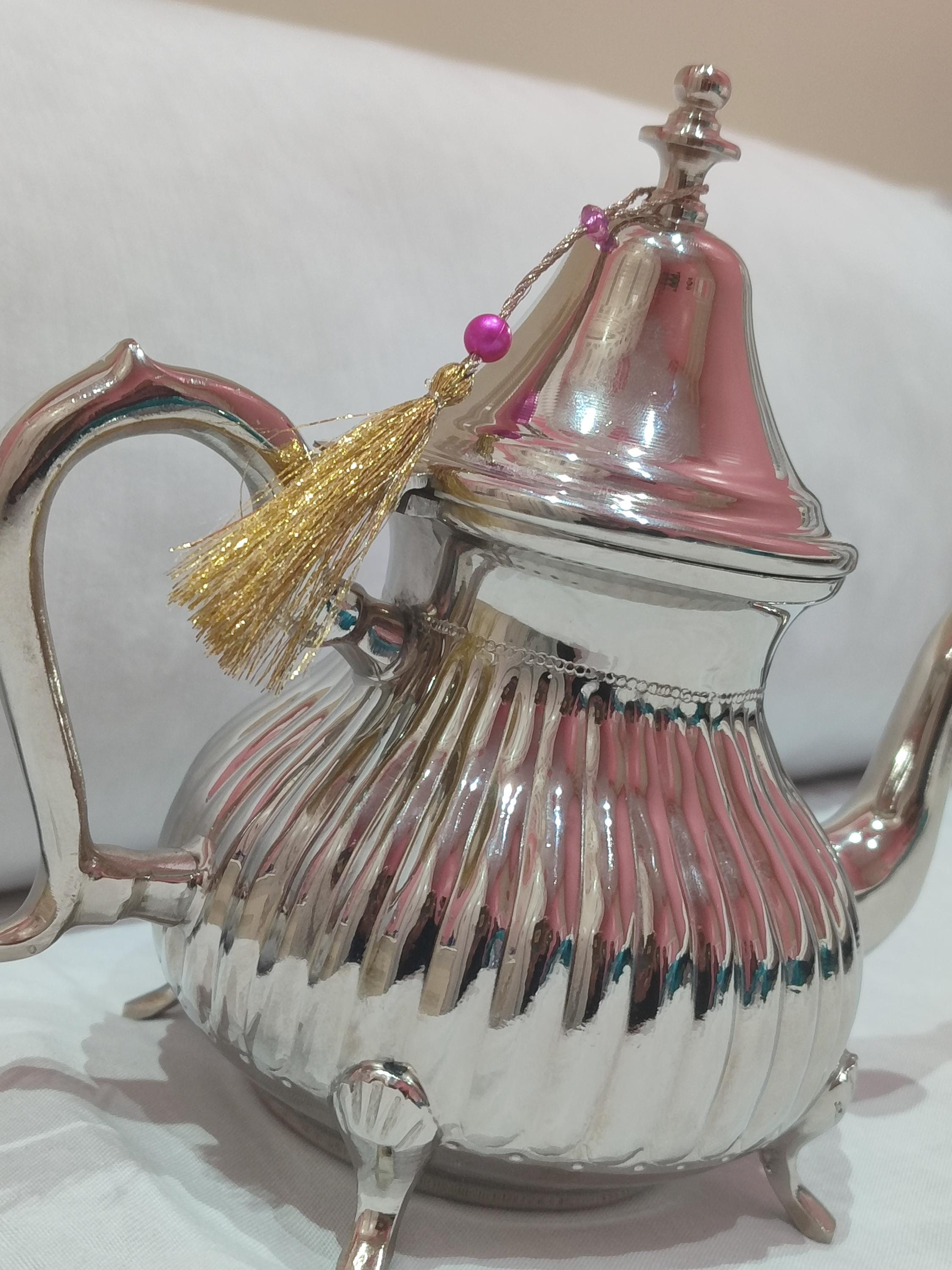 Luxury Moroccan Silver Teapot 750ml | Handcrafted Fluted Tea Pot ...