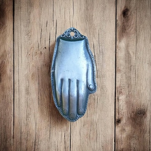 Large Tin Hand Milagro – Ex Voto