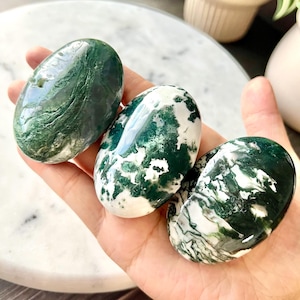 Moss Agate Palm Stone ｜Druzy Moss Agate Crystal Palm Stone｜Healing Crystal｜Meditation Stone