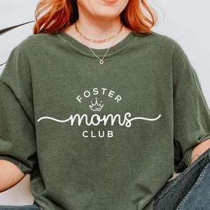 Shirt van Comfort Colors® pleegmoederclub, T-shirt pleegmoeder, adoptieshirt, sweatshirt voor pleegouders, T-shirt adoptiemoeder