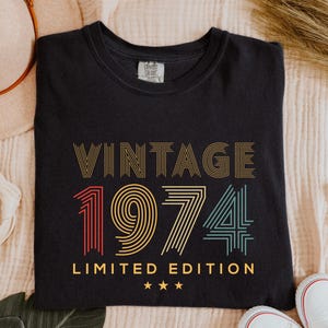 Camiseta Comfort Colors® del 51.º cumpleaños / Camiseta de edición limitada de 1974 / Camiseta del 51.º cumpleaños / Camiseta de cumpleaños para hombre y mujer de 1974, sudadera