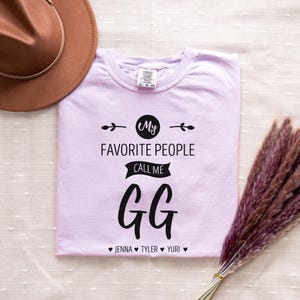 T-shirt "La gente mi chiama GG" / Camicia GG personalizzata / Camicia Comfort Colors® / Camicia GG / Regalo per GG / Felpa GG, Tazza / Regalo di Natale GG