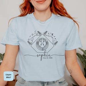 Personalisierbares Zwillings-T-Shirt mit Namen und Geburtstag, Zwillings-T-Shirt, Comfort Colors® Zwillings-T-Shirt, Astrologie-Liebhaber-Zwillings-Sweatshirt, Sternzeichen Geschenke