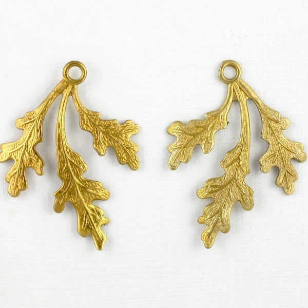 4 gold OAK LEAF jewelry charms 2 Lefts and 2 Rights Pairs of gold raw brass stamping Oak leaves. 35mm x 26mm (S18c). Made in the USA