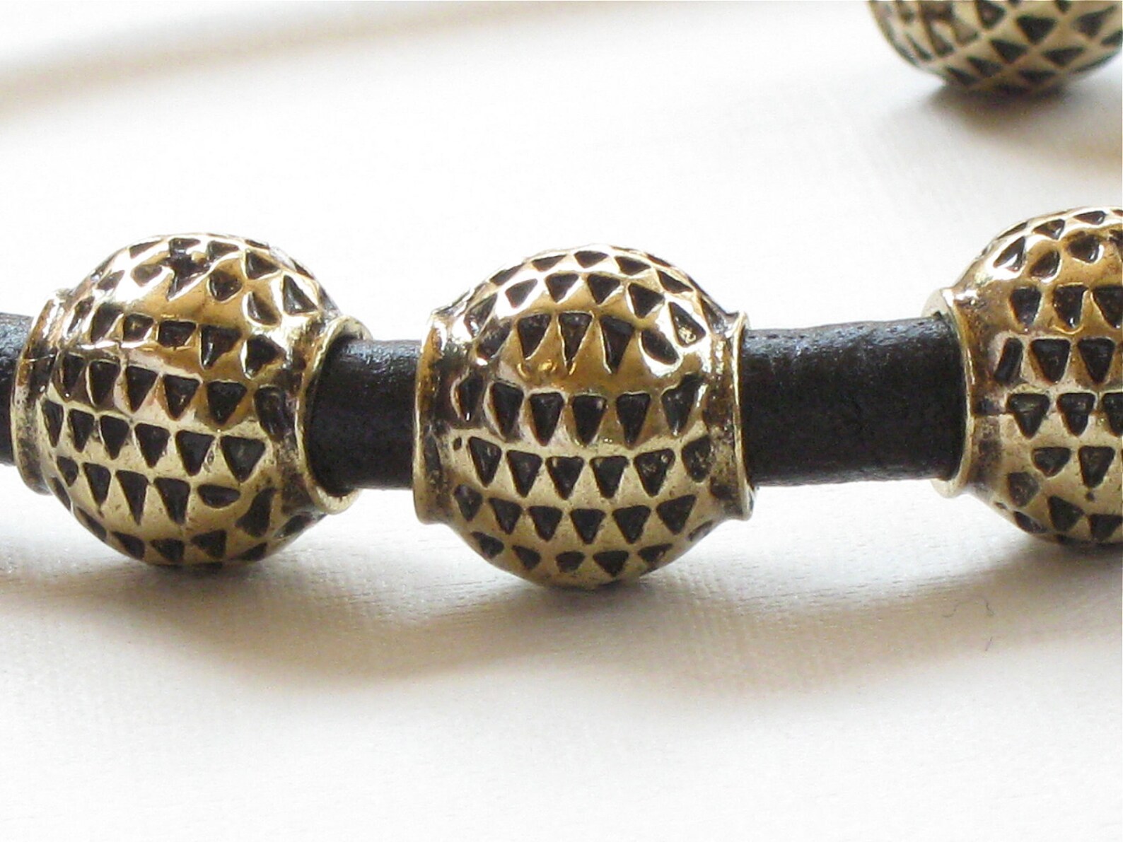 10 tribal BEADS in antique bronze with large 5mm HOLE . 11mm x Etsy