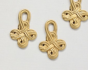 Vente en l’état CELTIC KNOT pendentifs de bijoux en laiton. Estampage en laiton brut fabriqué aux États-Unis. 33mm x 23mm (S4).