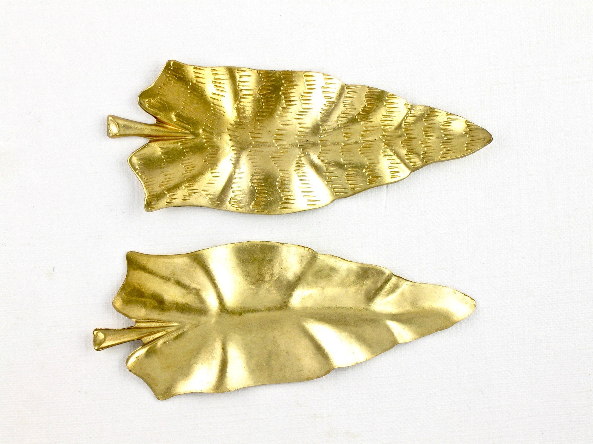 Gold TROPICAL LEAF Jewelry Embellishment Pendant Charms. 2 - Etsy