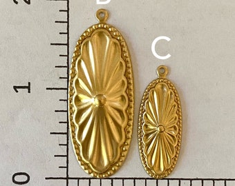 4 or 8 gold brass Southwestern Concho jewelry pendants. 2 sizes available. Oval stamping made in the US. (Bag 2bc).