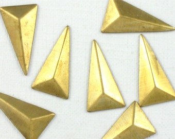 10 faceted TRIANGLE geometric jewelry embellishments. Raw brass stamping made in the US. 15mm x 8mm (S40nr)