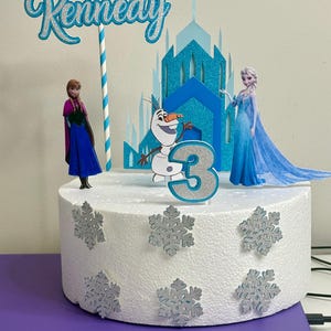 Frozen Cake Topper