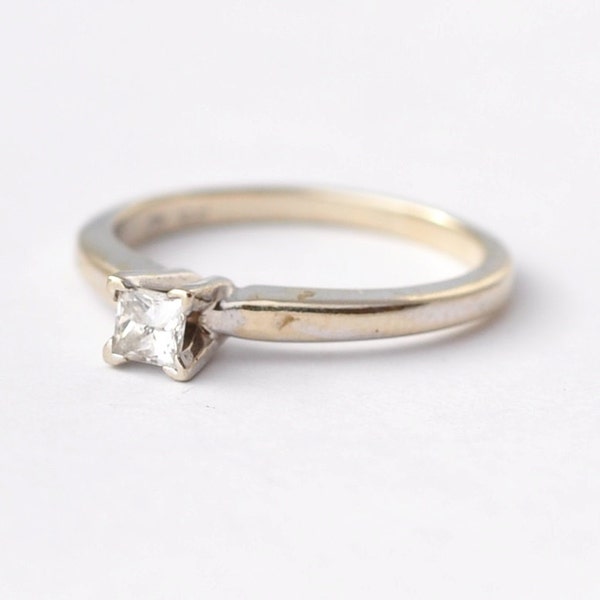 Princess Cut Engagement Ring: Vintage Diamond & 14K Gold, Size 5