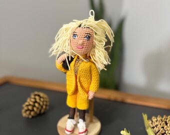 Handmade Crochet Pop Star Doll – Yellow Hoodie Outfit, Wooden Stand