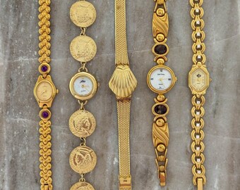 Vintage Gold Watch, Women Gold Coin Watch, Gemstone Watch, Clam Shell Watch, Dainty watch Gift For Her, Jewelry Birthday Gift For Women