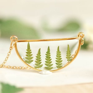 Botanical necklace, Pressed fern necklace, Minimalist geometric necklace, Terrarium necklace, Real plant jewelry, Semicircle necklace