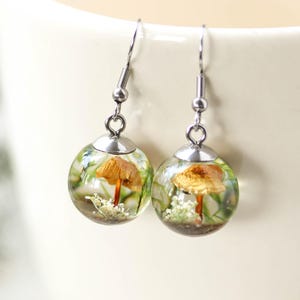 Pendientes colgantes de hongos reales, inspirados en la naturaleza, terrarios de hongos, joyas de bosque mágico, idea de regalo para amantes de la naturaleza.