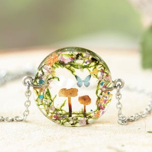Magic mushroom bracelet, Botanical bracelet adjustable, Pressed mushroom and flower, Nature lover jewelry, Forest bracelet, Blue butterfly