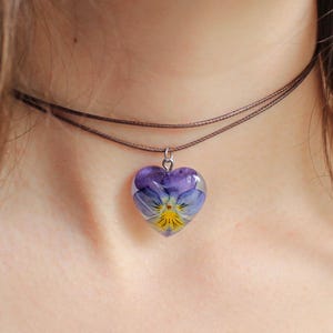 Flower necklace choker, Pansy jewelry, Pressed flower gift, Dainty choker necklace for women, Purple flower jewelry, Layered choker necklace