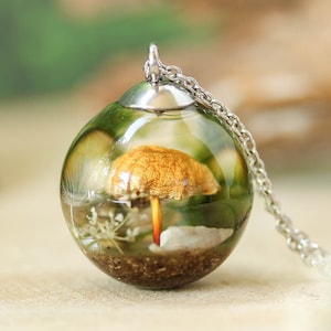 Forest necklace with real mushroom and moss, Nature lover necklace, Clear resin necklace, Forest jewelry, Nature lover gift ideas for women