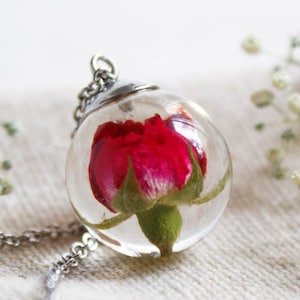 Red rose necklace, Real rose flower jewelry, Red flower necklace, Birthday gift for mother, Dainty crystal necklace Tiny terrarium Jewelry