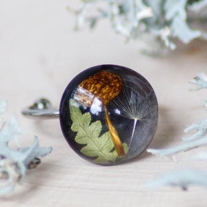 Bague forêt, bague véritable champignon, bague en résine terrarium, bague pour les amoureux de la nature, cadeaux d'anniversaire pour femme uniques, bague en résine fleur pressée