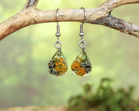 Forest Lichen Earrings: Botanical Moss Jewelry Inspired for Nature Lovers