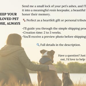 Puede incluir: Una persona con un perro y un gato en un campo. El texto en la imagen dice "KEEP YOUR BELOVED PET CLOSE, ALWAYS". El texto tambi&eacute;n menciona convertir las cenizas de mascotas en un recuerdo de resina.
