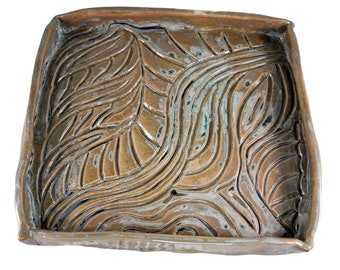 Green Carved Ceramic Tray: Bathroom & Jewelry Organizer