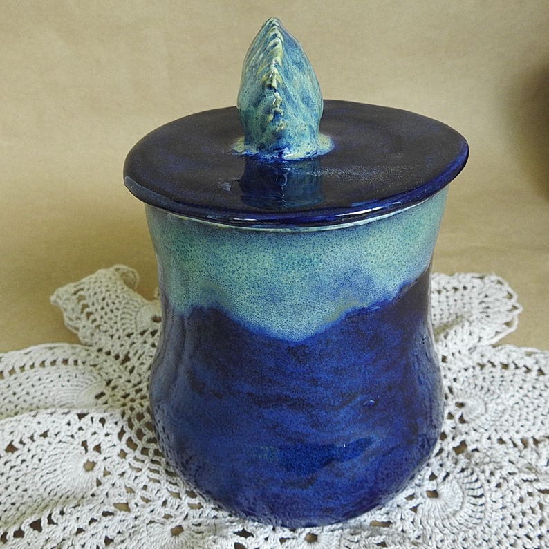 Kitchen Cotton Balls or Makeup Jar Q-Tip Jar Bedroom Jam Jar Dining Handmade Ceramic Hair Clips Bathroom Condiment Jar Sugar Bowl