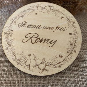 Carte il était une fois bois, carte naissance bois personnalisée, jolie carte bois naissance prénom personnalisée. Annonce naissance bois