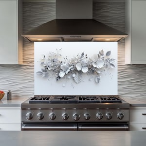 Dosseret de cuisine en verre trempé fleurs argentées derrière la cuisinière, couvercle supérieur de cuisinière, dosseret en verre pour cuisine, crédence de cuisine