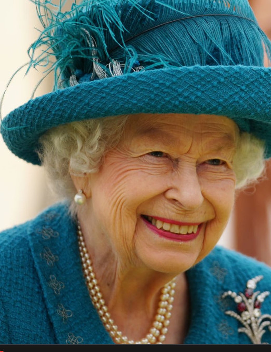 Queen Earrings in Swarovski Pearls With Cz Sterling Silver Etsy