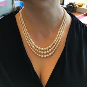 3 strand pearl necklace, Crown Pearl Necklace, Queens Pearls, Graduated Pearls, Wedding Jewelry, Swarovski pearl, Bridal Jewelry,Royal PN071 image 2